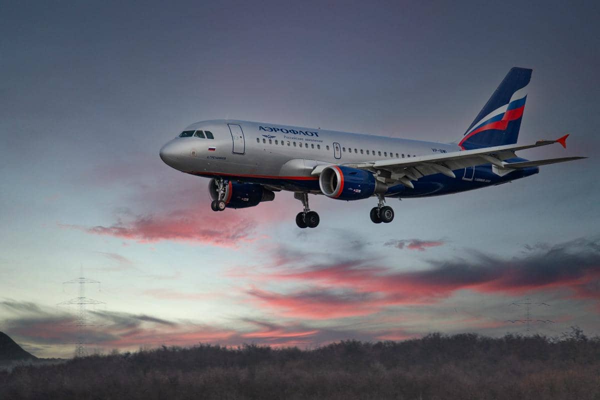 Drone Ukraina Hantam Menara ATC, Penerbangan di Rusia Lumpuh